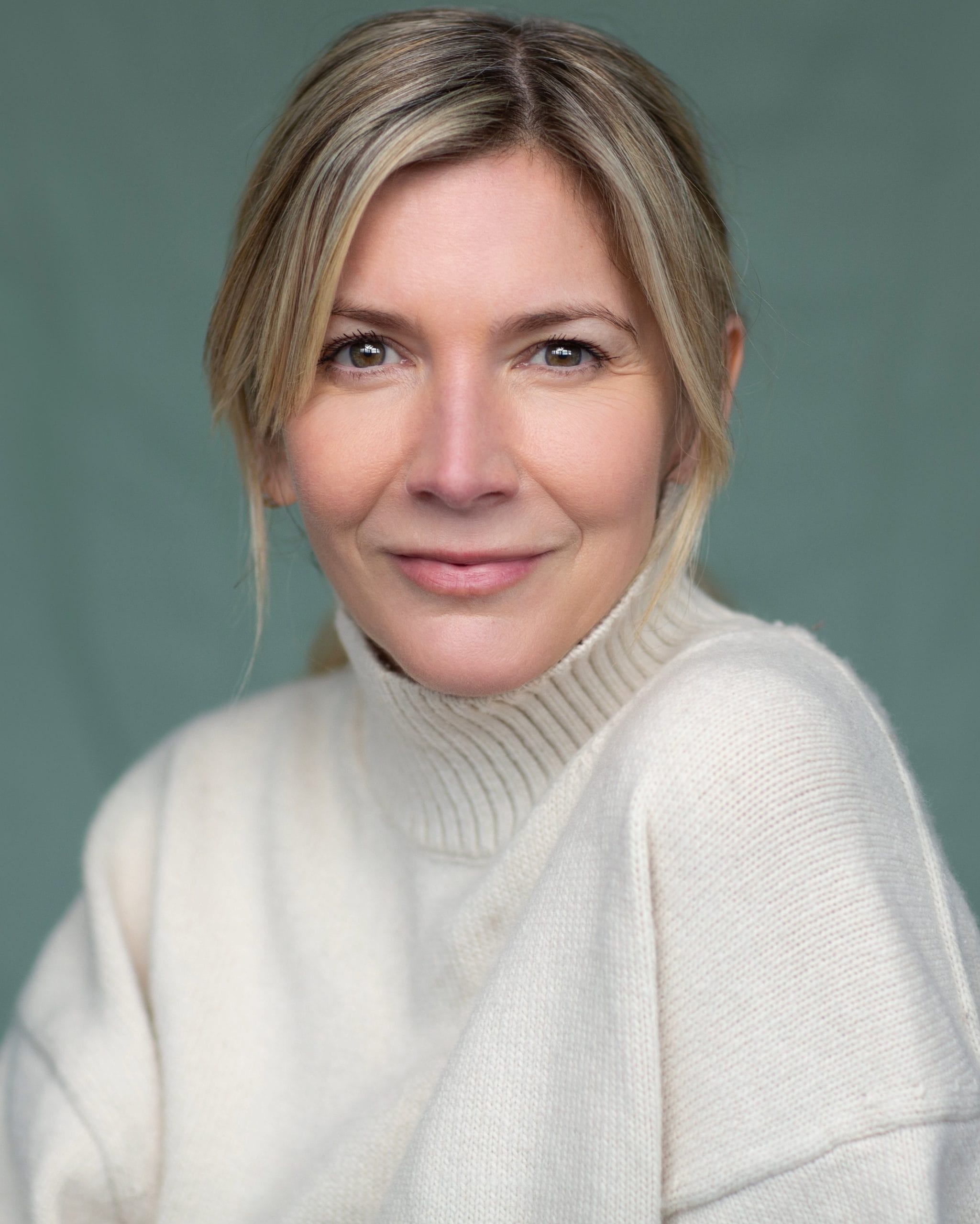 Lisa Faulkner - Single White Female